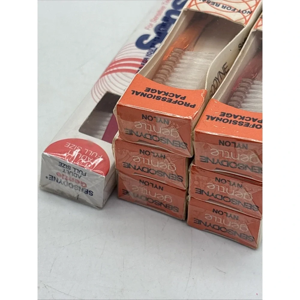 7- Vintage Sensodyne Gentle Toothbrush Sensitive Teeth/Gums Made In USA